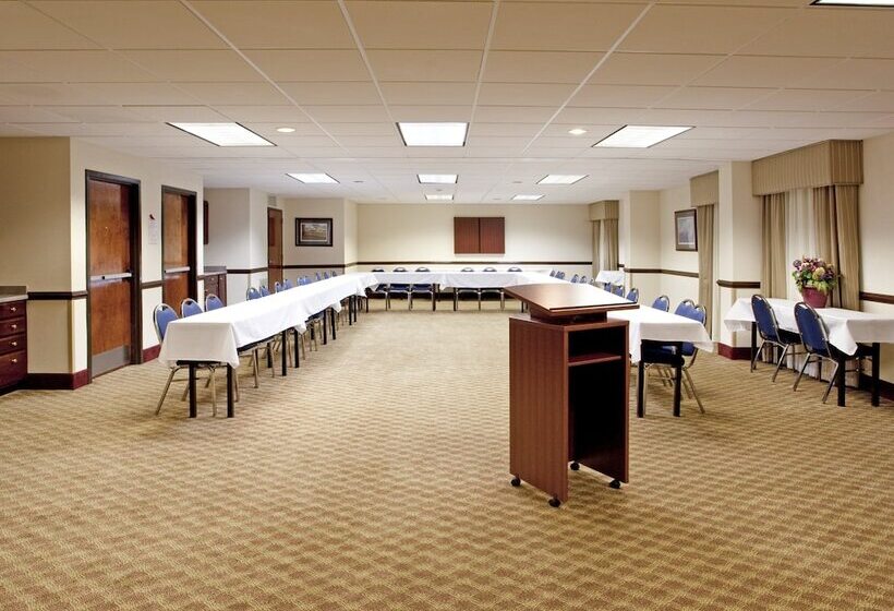 ホテル Lexington Inn And Suites