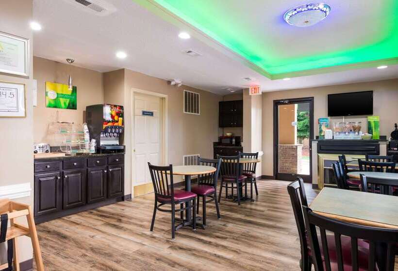 فندق Quality Inn & Suites Rockingham