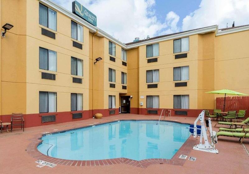 בית מלון כפרי Quality Inn Baytown  Houston East