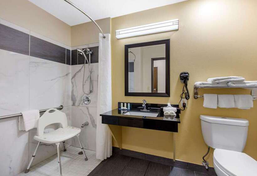 בית מלון כפרי Quality Inn