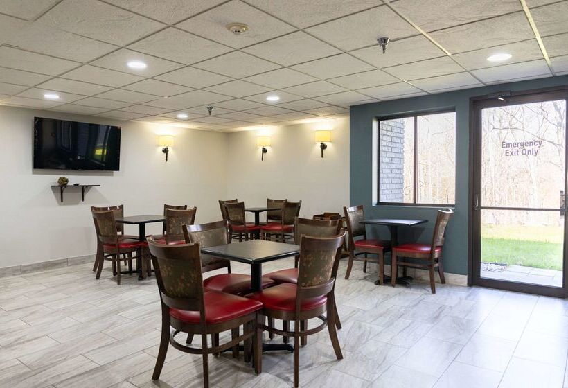 בית מלון כפרי Quality Inn