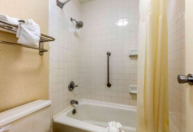 호텔 Quality Inn Exit 4
