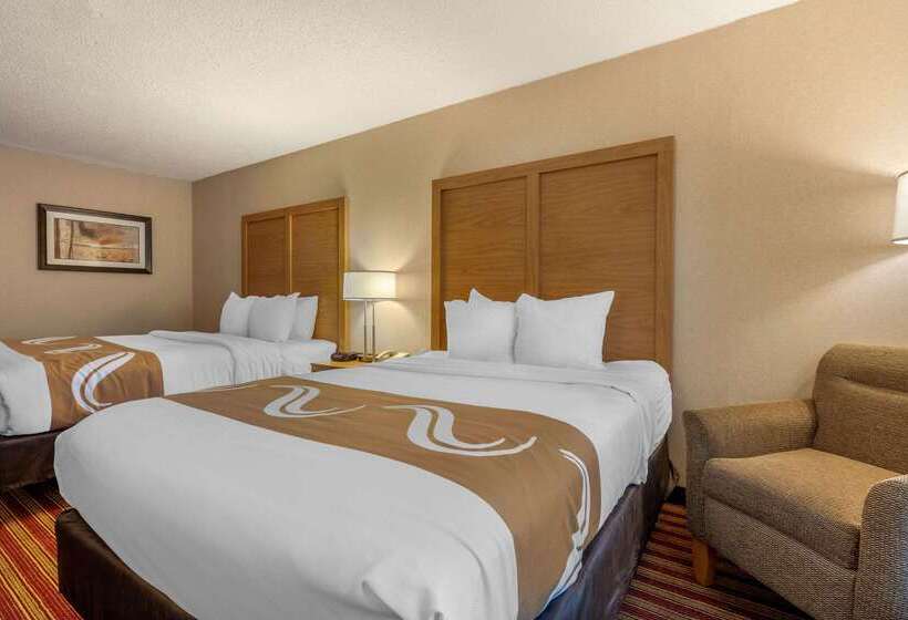 호텔 Quality Inn Exit 4