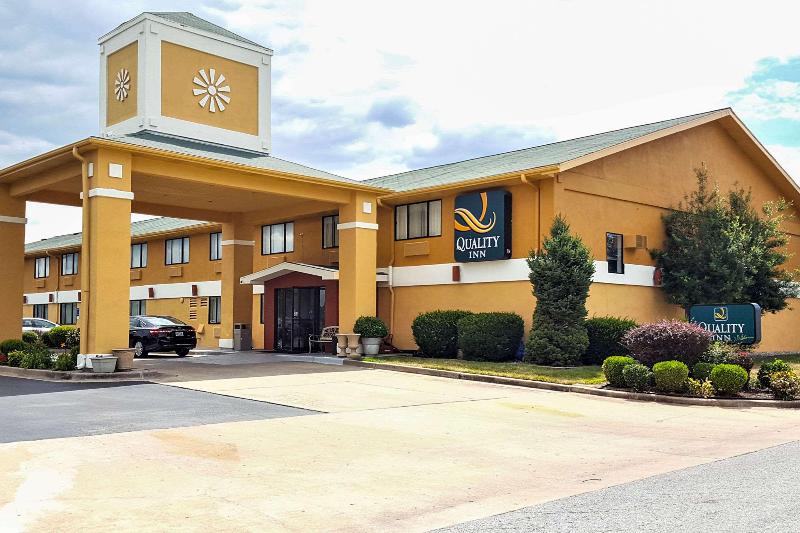 בית מלון כפרי Quality Inn Ozark Springfield South