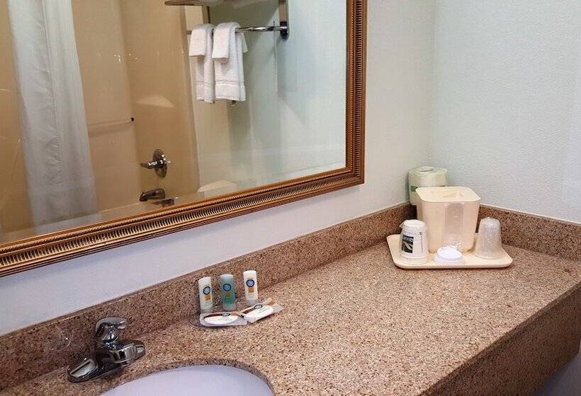 בית מלון כפרי Quality Inn