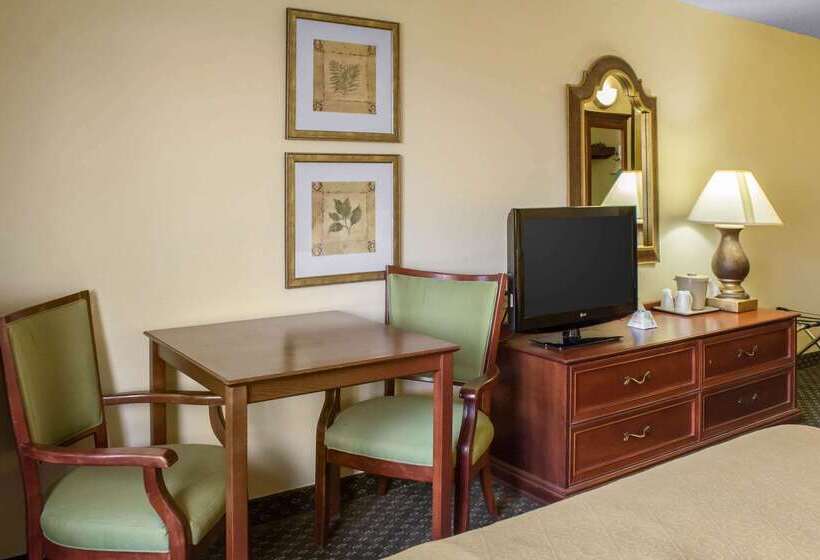 هتل Quality Inn & Suites
