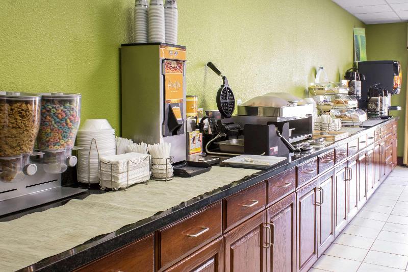 هتل Quality Inn & Suites