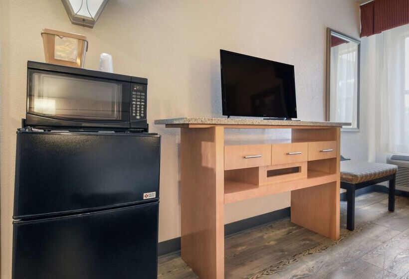 Surestay Plus Hotel By Best Western Tarboro