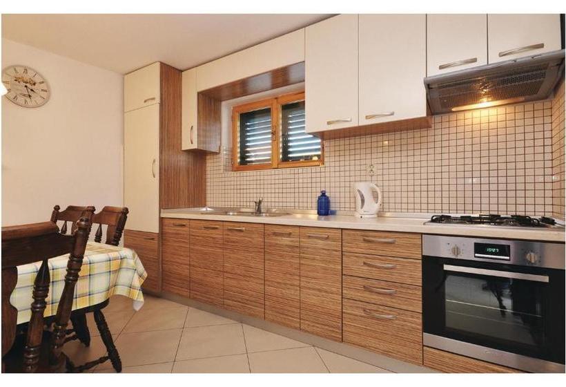 Amazing Apartment In Vodice With Kitchen