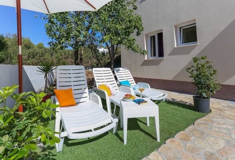 Bruno S Poolside Retreat