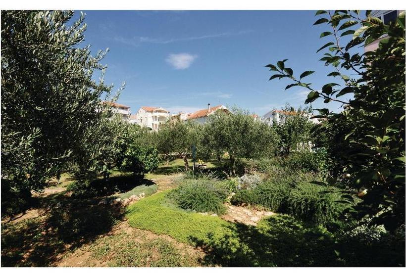 Amazing Apartment In Vodice With Kitchen