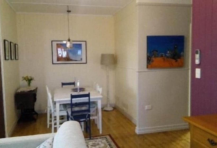 Boonah Cottage