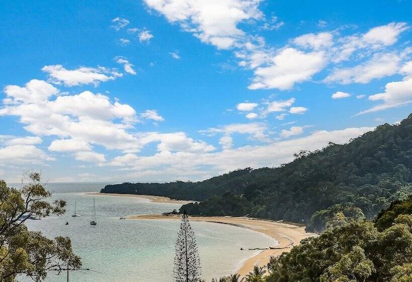 Moreton Bay Vista