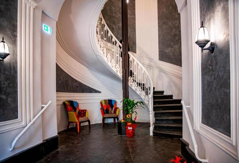 مسافرخانه Villa Elisio Hotel & Spa