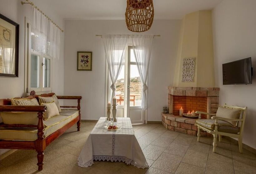 Irene Kimolos Villas