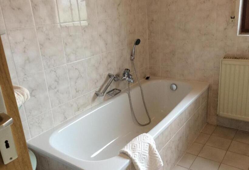 ペンション Mountain View Rooms