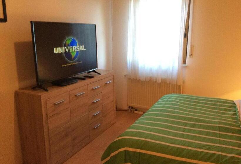 ペンション Mountain View Rooms