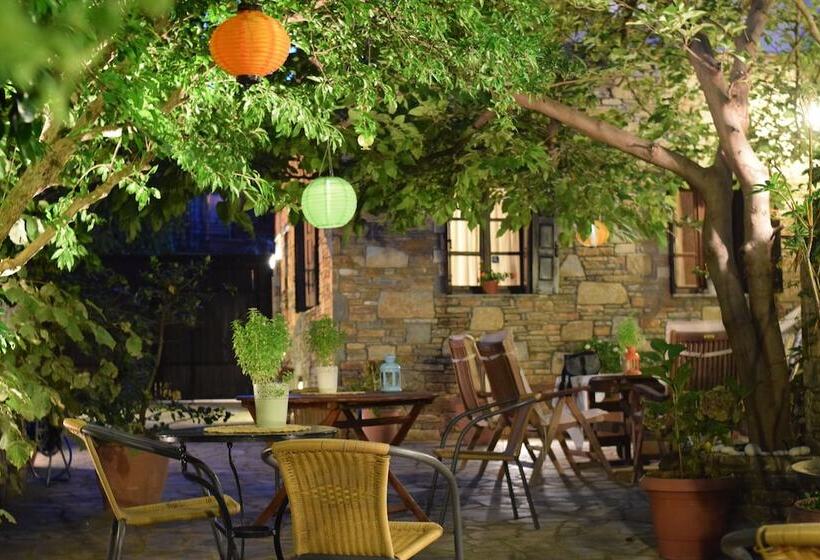 پانسیون Muses Country House