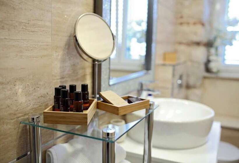 Apartment White Stone   Diocletian Palace