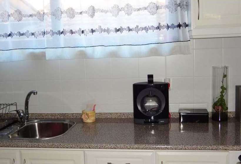 2 Bedrooms House With City View Furnished Terrace And Wifi At Alfena 7 Km Away From The Beach