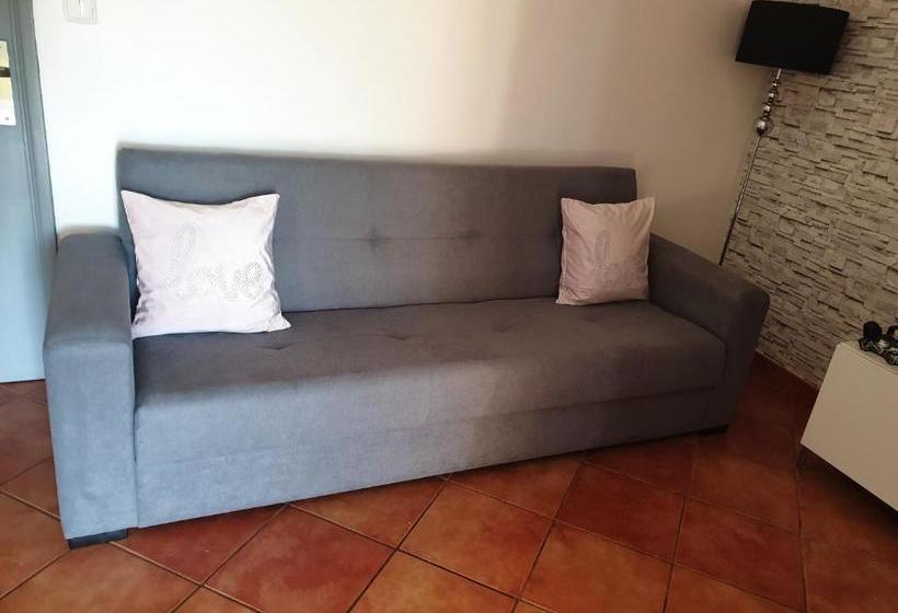 2 Bedrooms House With City View Furnished Terrace And Wifi At Alfena 7 Km Away From The Beach