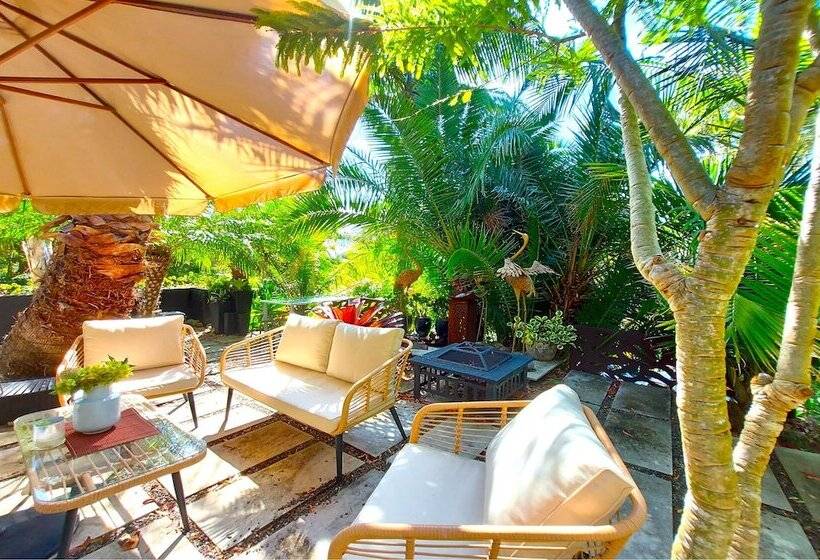 Luxury Escape