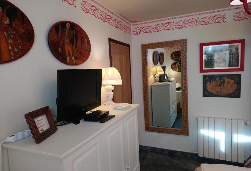 住宿加早餐  Les Chambres D'hôtes De Magali