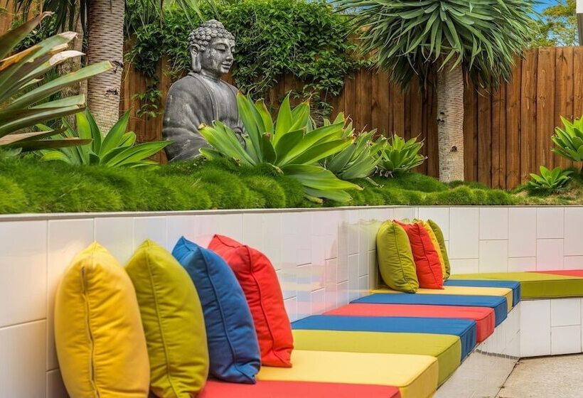 Your Luxury Escape   Onecoral