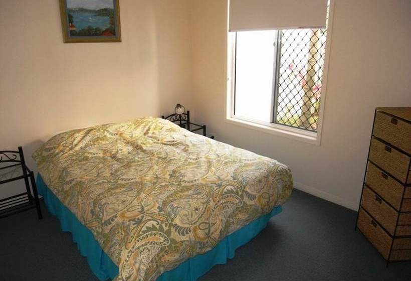 Clovelly Beach Townhouse