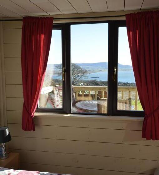 بنسيون Templeview Lodge