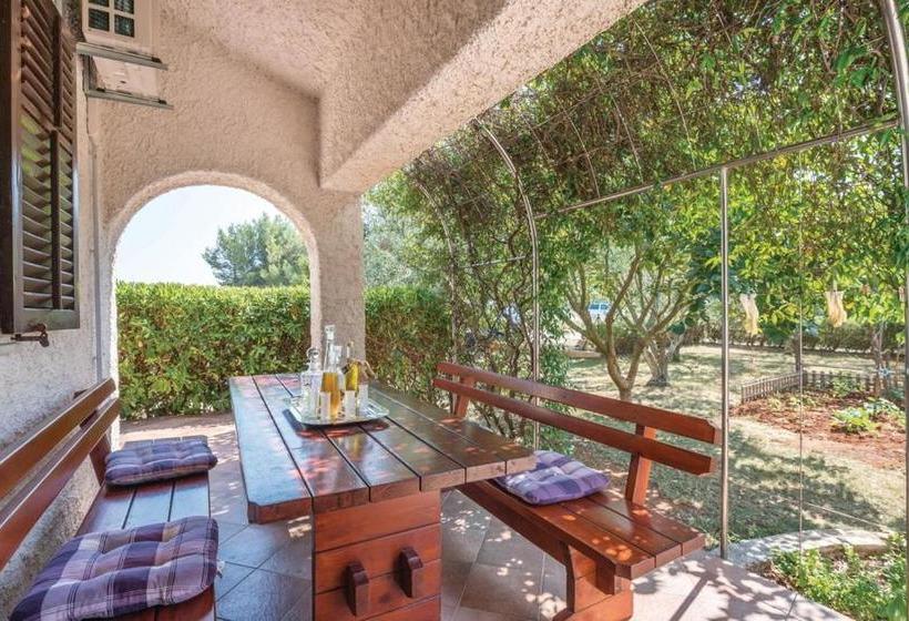 Apartments Biserka 1495