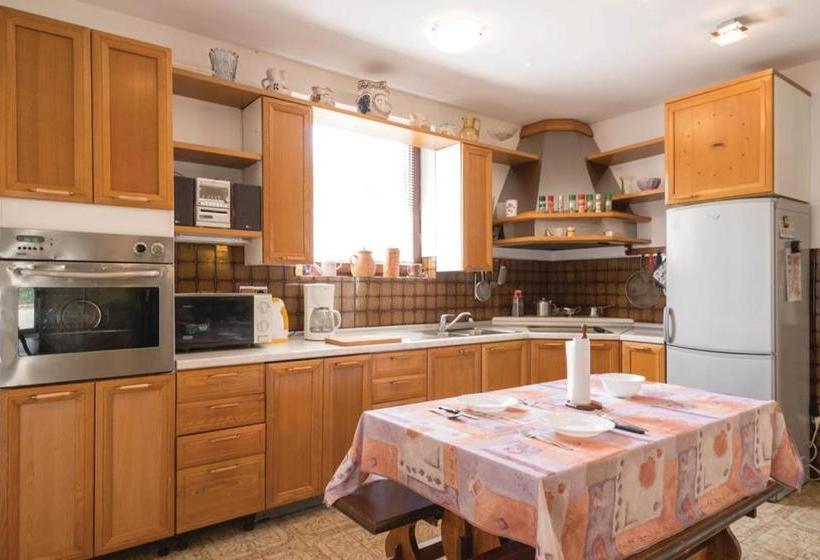 Apartments Biserka 1495