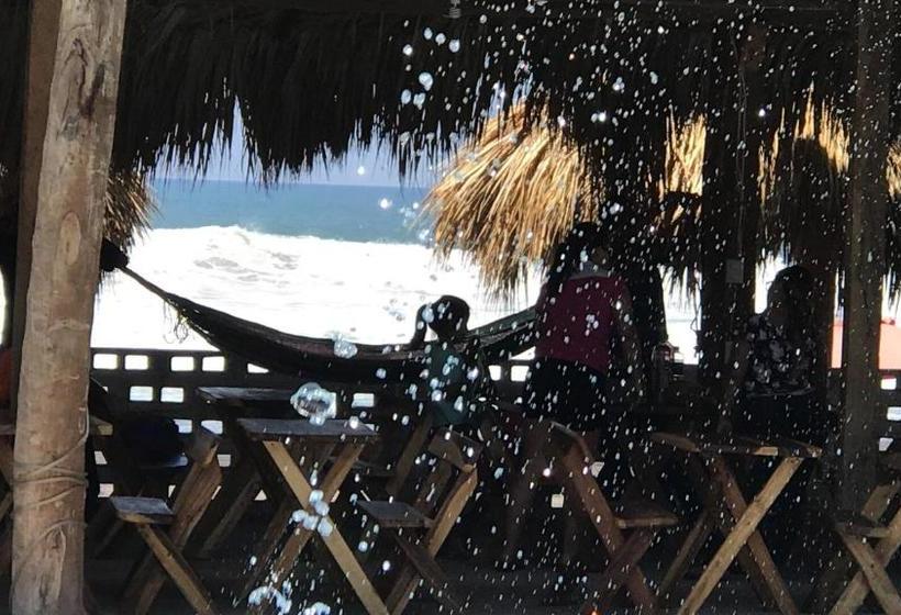 هتل Coco Blue Resort