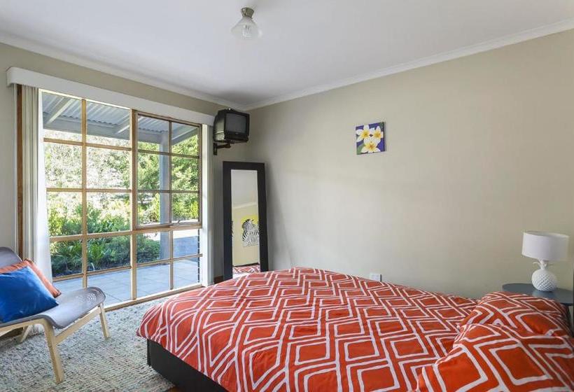 Ocean Breeze Retreat  With Spa And Space