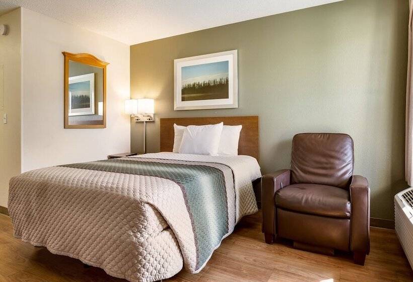 Hometowne Studios By Red Roof Salt Lake City   Mid Valley