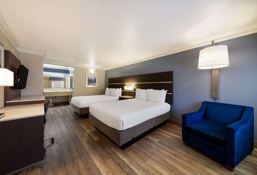 호텔 Best Western Inn & Suites Lemoore