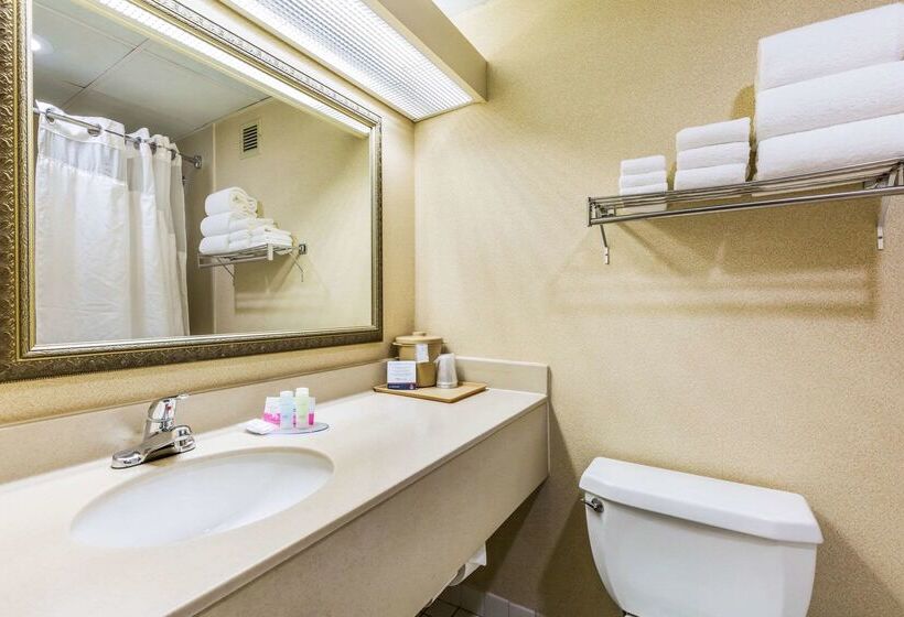 فندق Clarion Inn Frederick Event Center