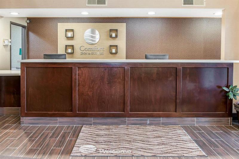 호텔 Comfort Inn & Suites Napoleon