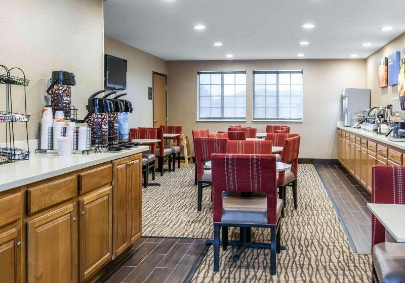 호텔 Comfort Inn & Suites Napoleon