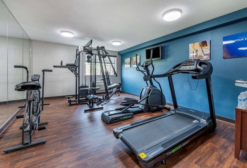 호텔 Comfort Inn & Suites Napoleon