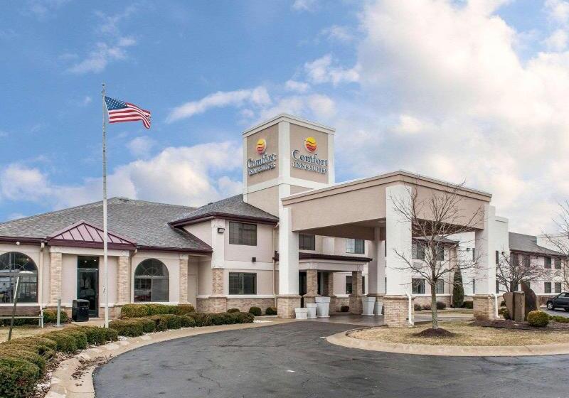 호텔 Comfort Inn & Suites Napoleon