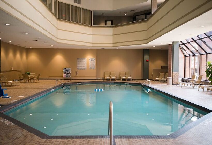 هتل Crowne Plaza Suites Msp Airport   Mall Of America, An Ihg