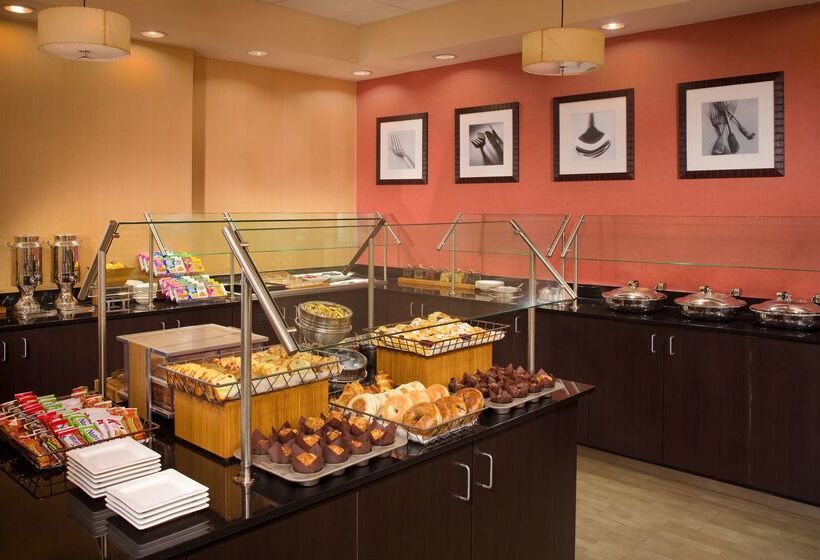 호텔 Doubletree By Hilton Washington Meadow Lands Casino Area