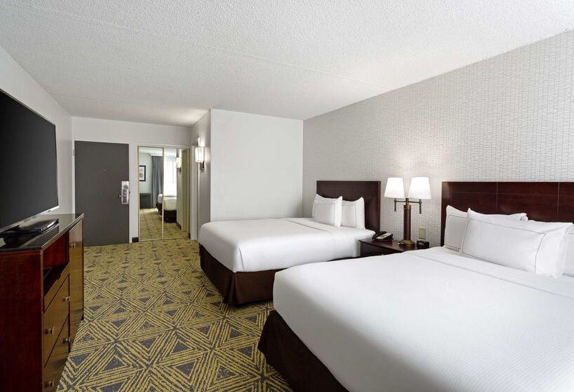 호텔 Doubletree By Hilton Washington Meadow Lands Casino Area