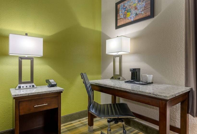 فندق Econo Lodge