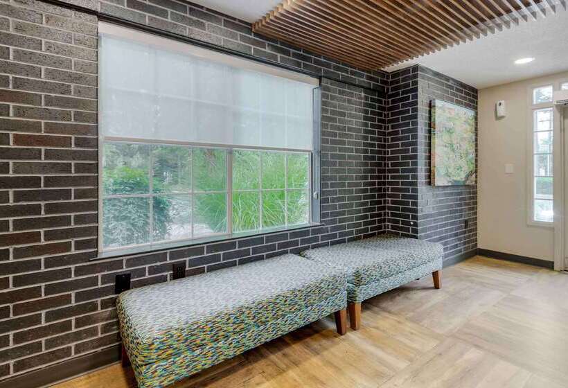 בית מלון כפרי Extended Stay America Suites  Charlotte  Airport