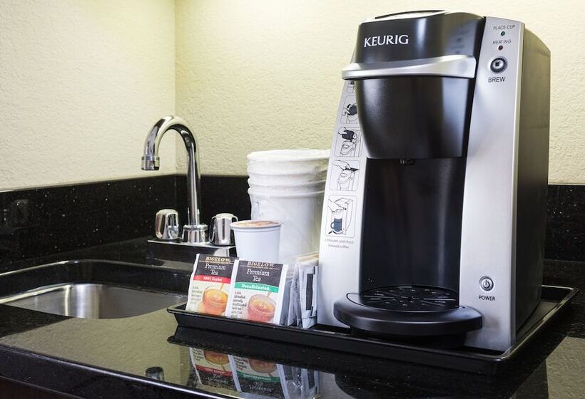 Holiday Inn Express Hotel & Suites Minneapolis   Minnetonka, An Ihg