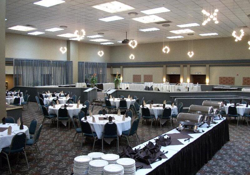 Отель Holiday Inn Portland  I 5 S Wilsonville, An Ihg