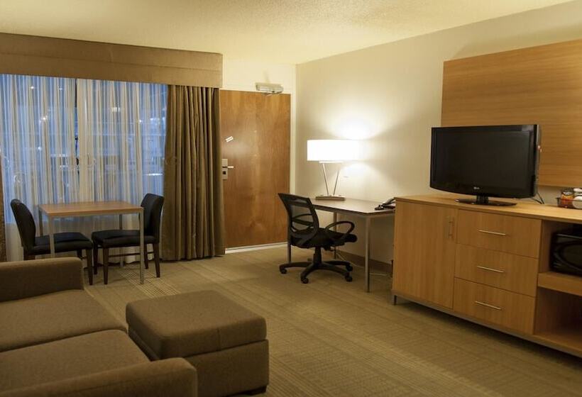 هتل Holiday Inn Spearfish Convention Center, An Ihg