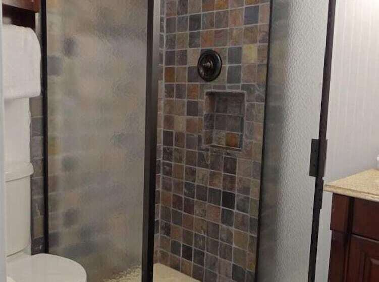 فندق Homestead Inn   Blowing Rock